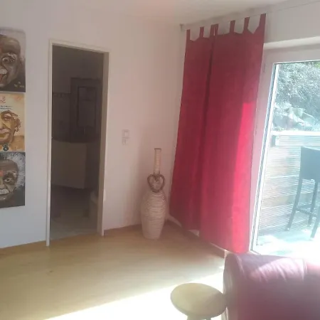 Am Berg Apartment *